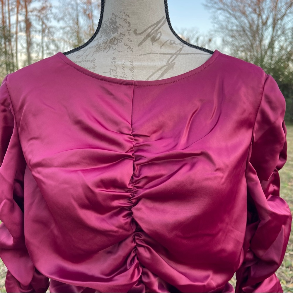Ladies Ruffled Long Sleeve Blouse - Picture 3 of 10